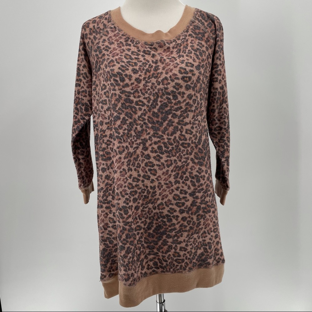 Eyeshadow Woman’s Leopard Long Sleeve Top